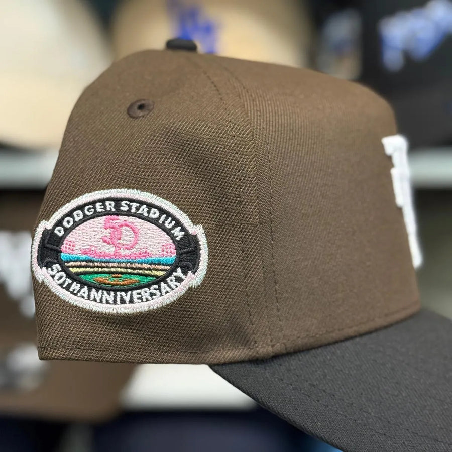 New Era Los Angeles Dodgers Upside Down Logo '50th Anniversary' A-Frame Brown/Black 9FORTY Snapback | Pink Under Brim - Product Image
