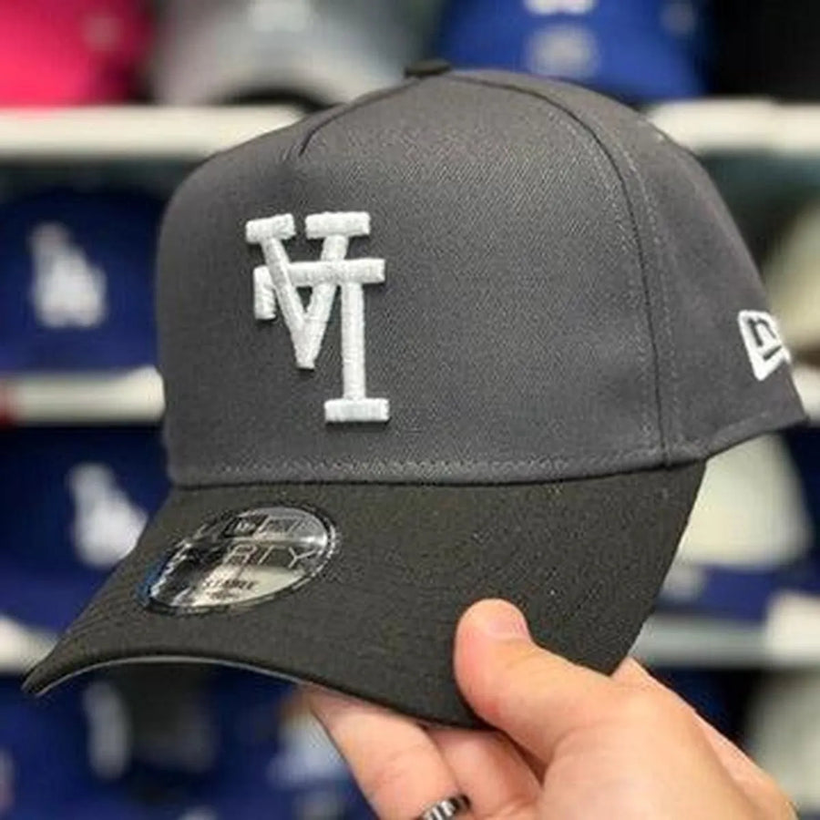 New Era Los Angeles Dodgers 'Upside Down Logo' A-Frame Dark Grey/Black 9FORTY Snapback - Product Image