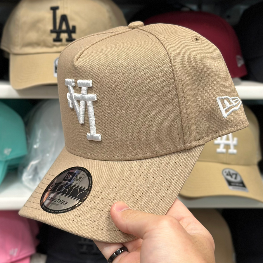 New Era Los Angeles Dodgers 'Upside Down Logo' A-Frame Khaki 9FORTY Snapback - Product Image