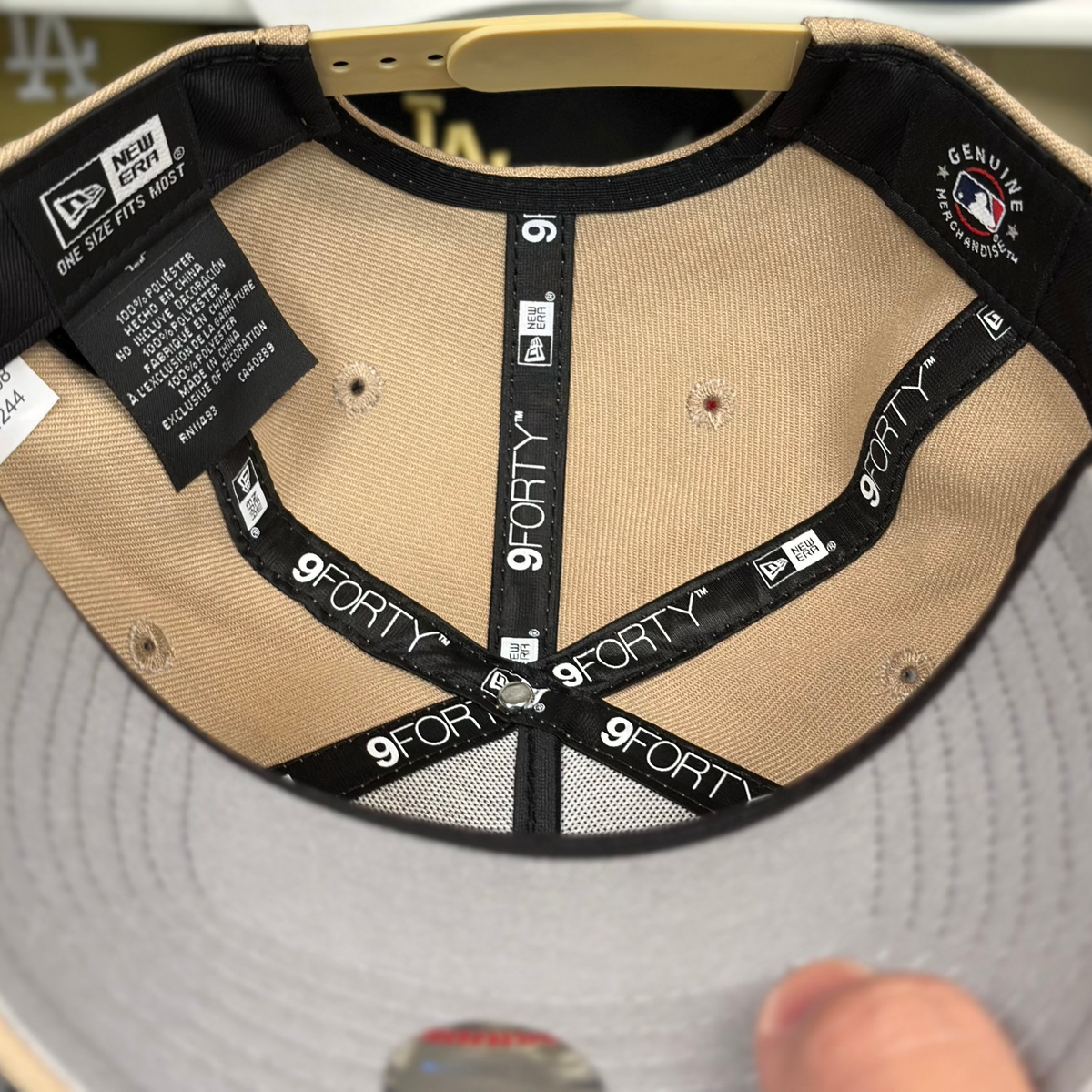 New Era Los Angeles Dodgers 'Upside Down Logo' A-Frame Khaki 9FORTY Snapback - Product Image