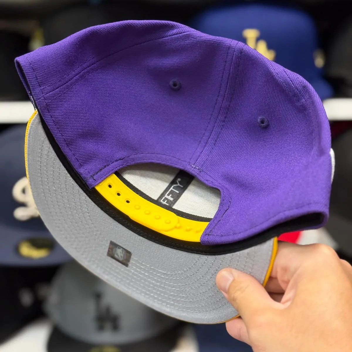 New Era Los Angeles Lakers '2021 Insider Draft' Purple/Yellow 9FIFTY Snapback - Product Image