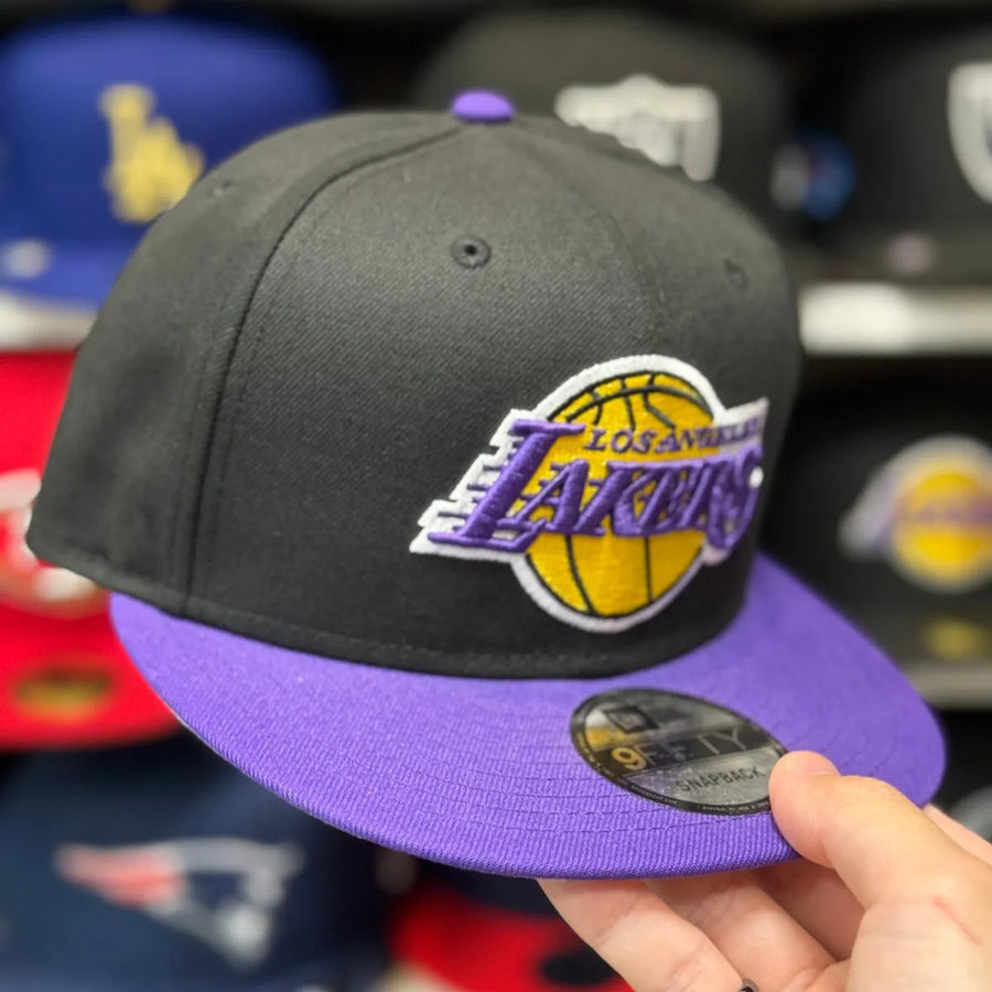 New Era Los Angeles Lakers Black/Purple 9FIFTY Snapback - Product Image