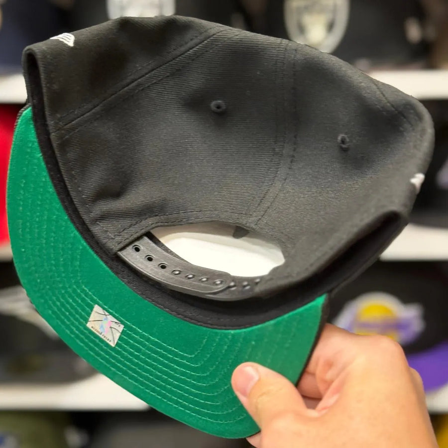 New Era Los Angeles Lakers 'Diamond Championship Ring' Black 9FIFTY Snapback - Product Image