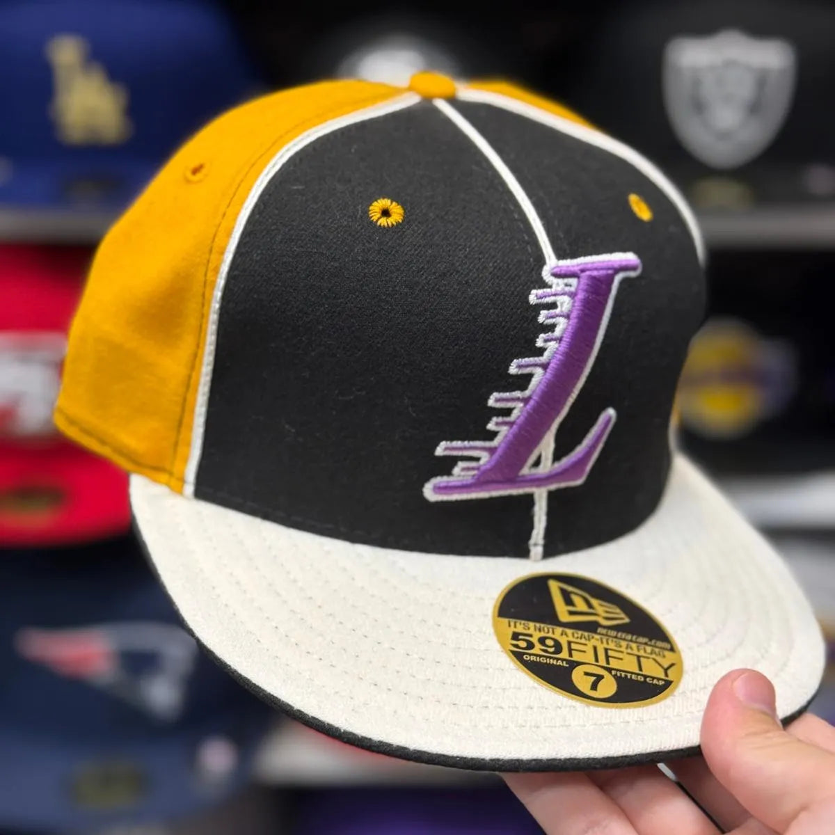 New Era Los Angeles Lakers Multicolor 59FIFTY Fitted Hat - Product Image