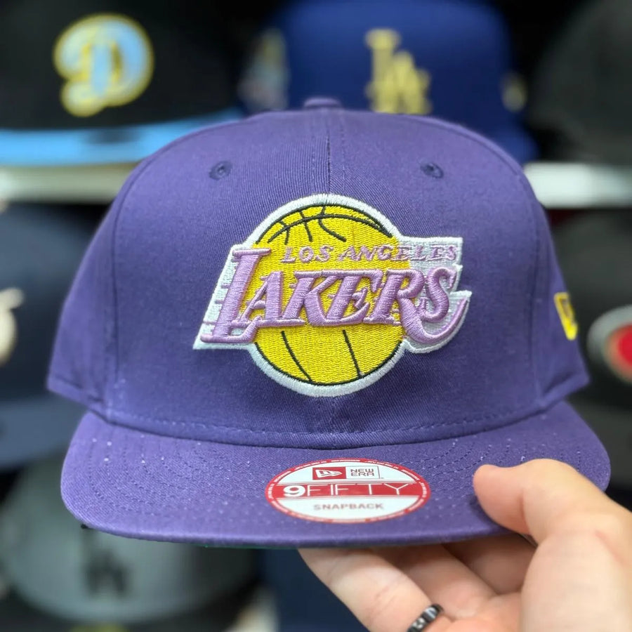 New Era Los Angeles Lakers Purple Vintage 9FIFTY Snapback - Product Image