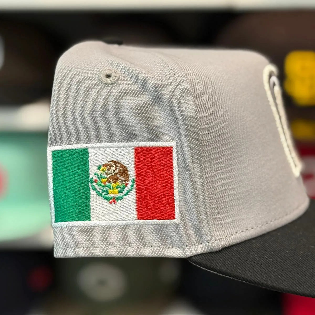New Era Mexico World Baseball Classics A-Frame Silver/Black 9FORTY Snapback - Product Image