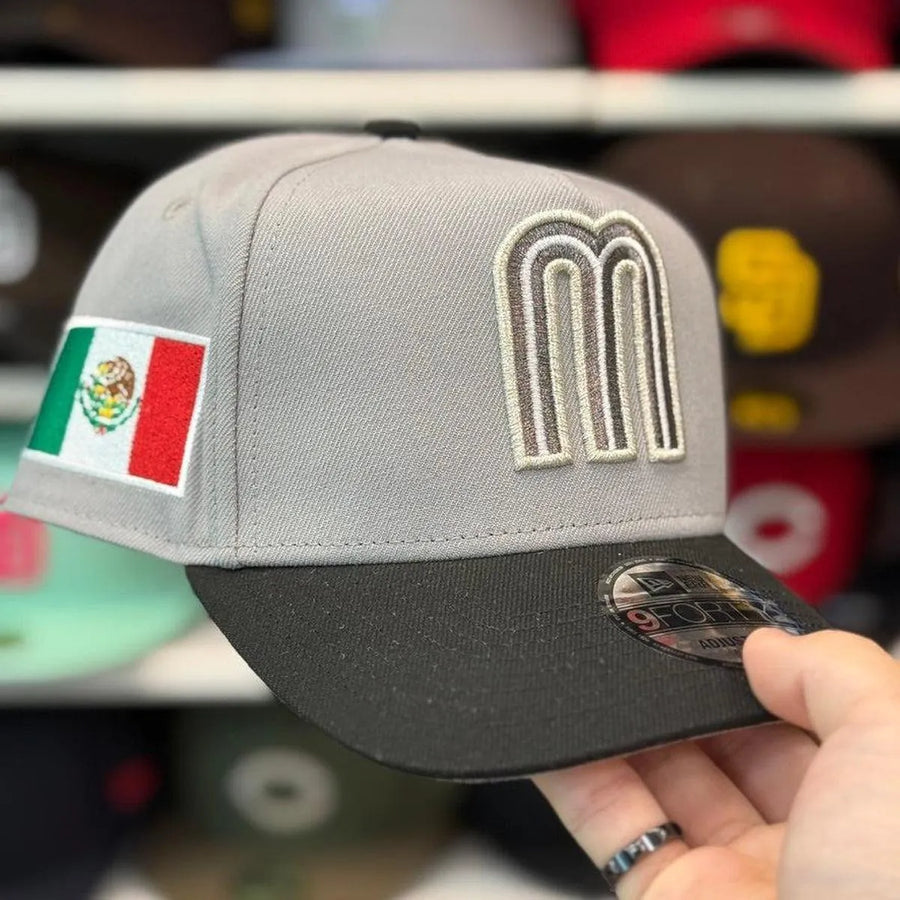 New Era Mexico World Baseball Classics A-Frame Silver/Black 9FORTY Snapback - Product Image