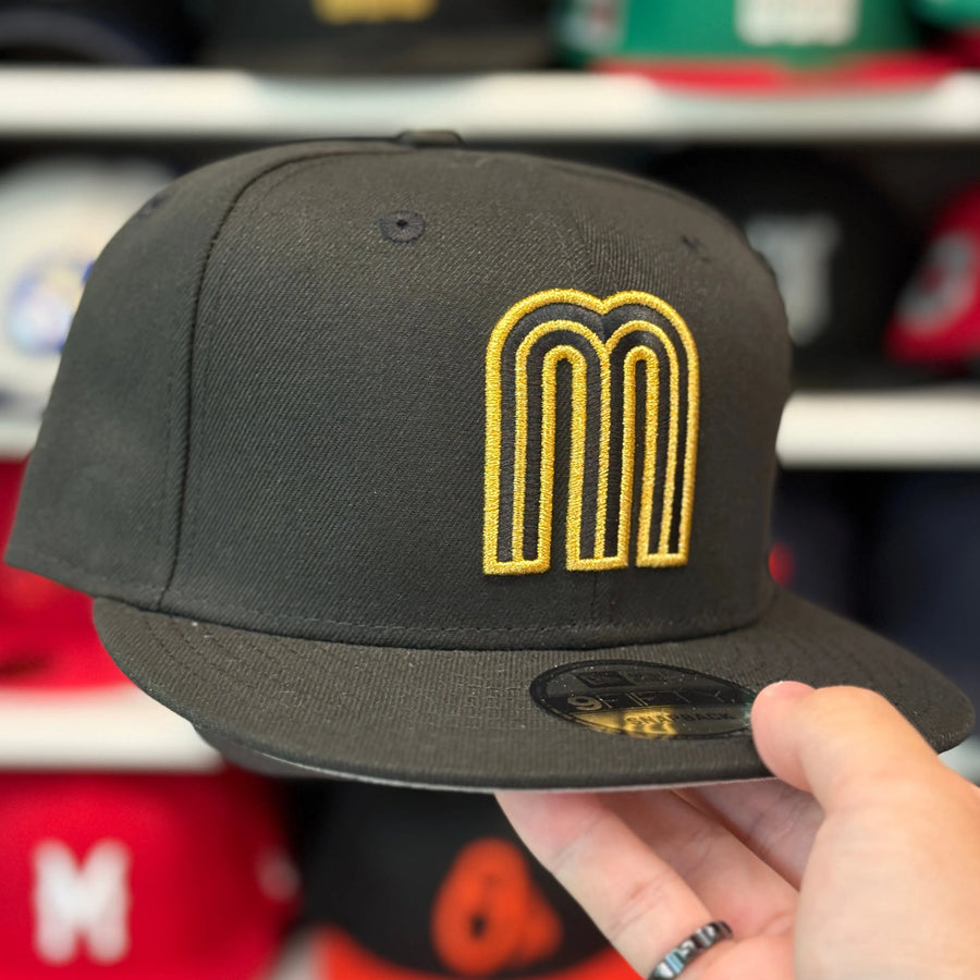 New Era Mexico World Baseball Classics Black/Gold 9FIFTY Snapback - Product Image