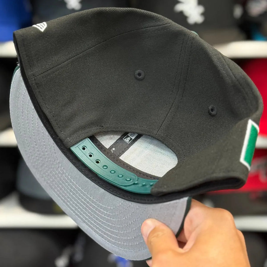 New Era Mexico World Baseball Classics Black/Green 9FIFTY Snapback - Product Image