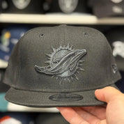 New Era Miami Dolphins Black 9FIFTY Snapback - Product Image
