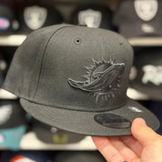 New Era Miami Dolphins Black 9FIFTY Snapback - Product Image