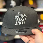 New Era Miami Marlins Black/White 9FIFTY Snapback - Product Image