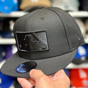 New Era MLB 'Batterman Logo' All Black 9FIFTY Snapback - Product Image
