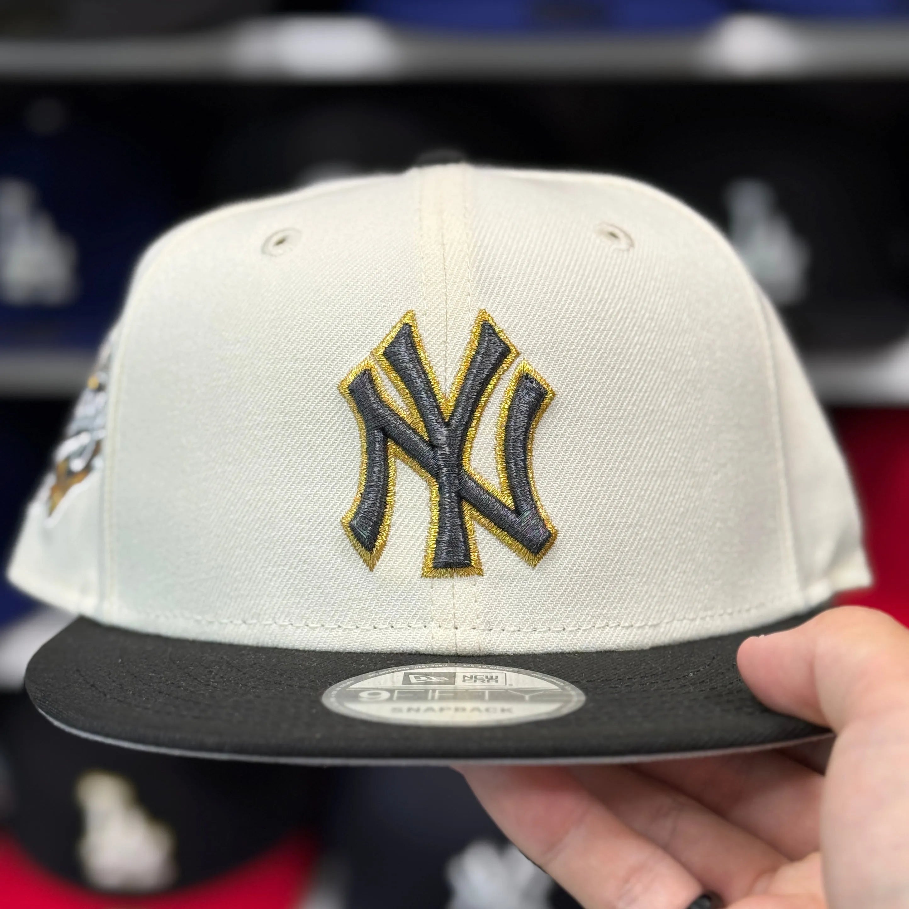 New Era New York Yankees '1998 World Series' Creme/Black 9FIFTY Snapback - Product Image