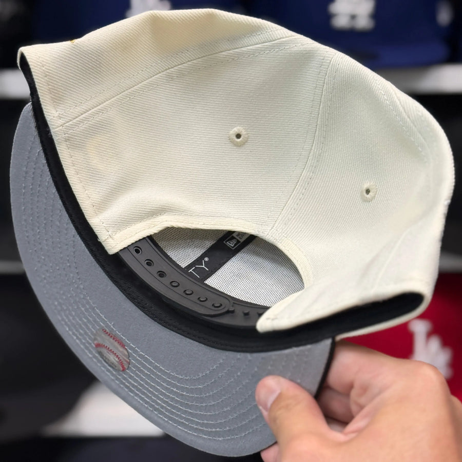 New Era New York Yankees '1998 World Series' Creme/Black 9FIFTY Snapback - Product Image