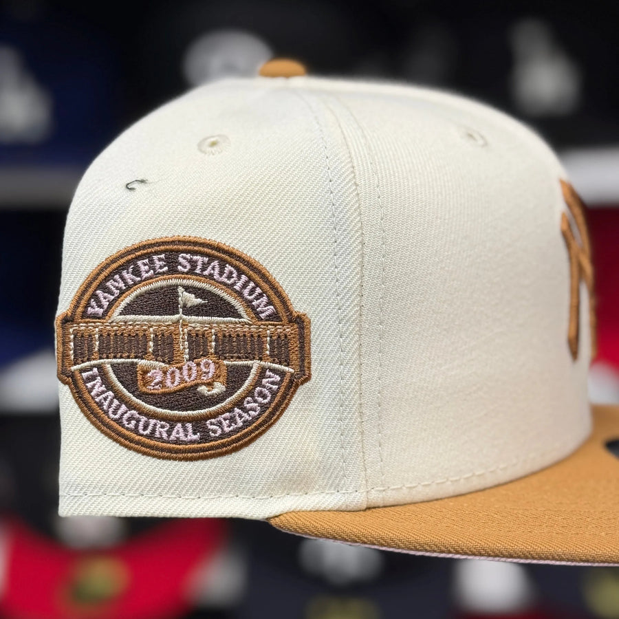 New Era New York Yankees '2009 Inaugural Season' Creme/Tan 9FIFTY Snapback - Product Image