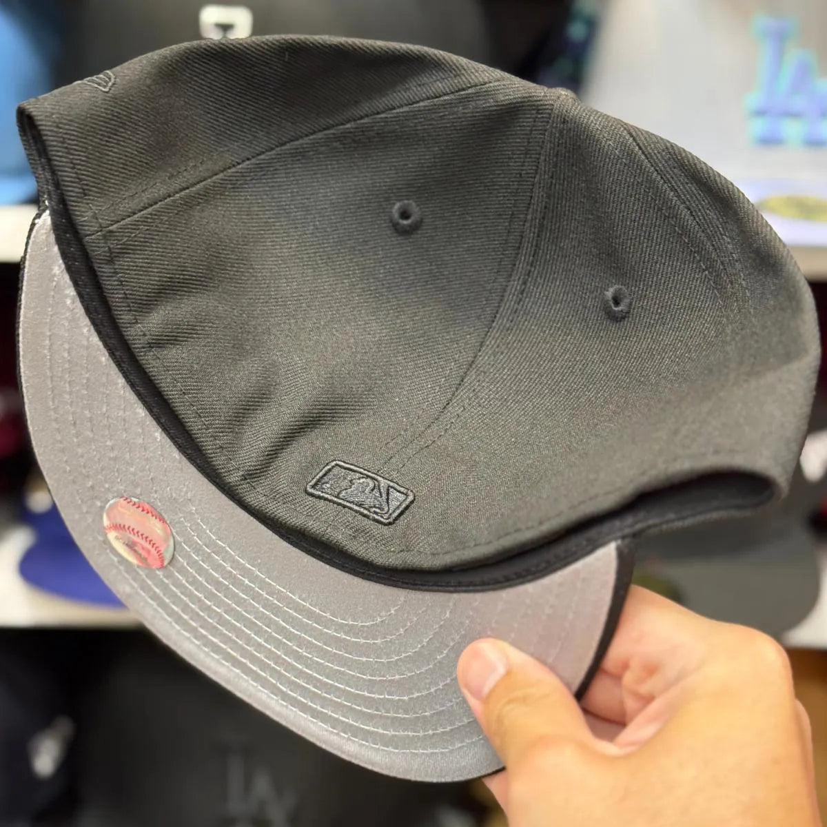 New Era New York Yankees All Black 59FIFTY Fitted Hat - Product Image