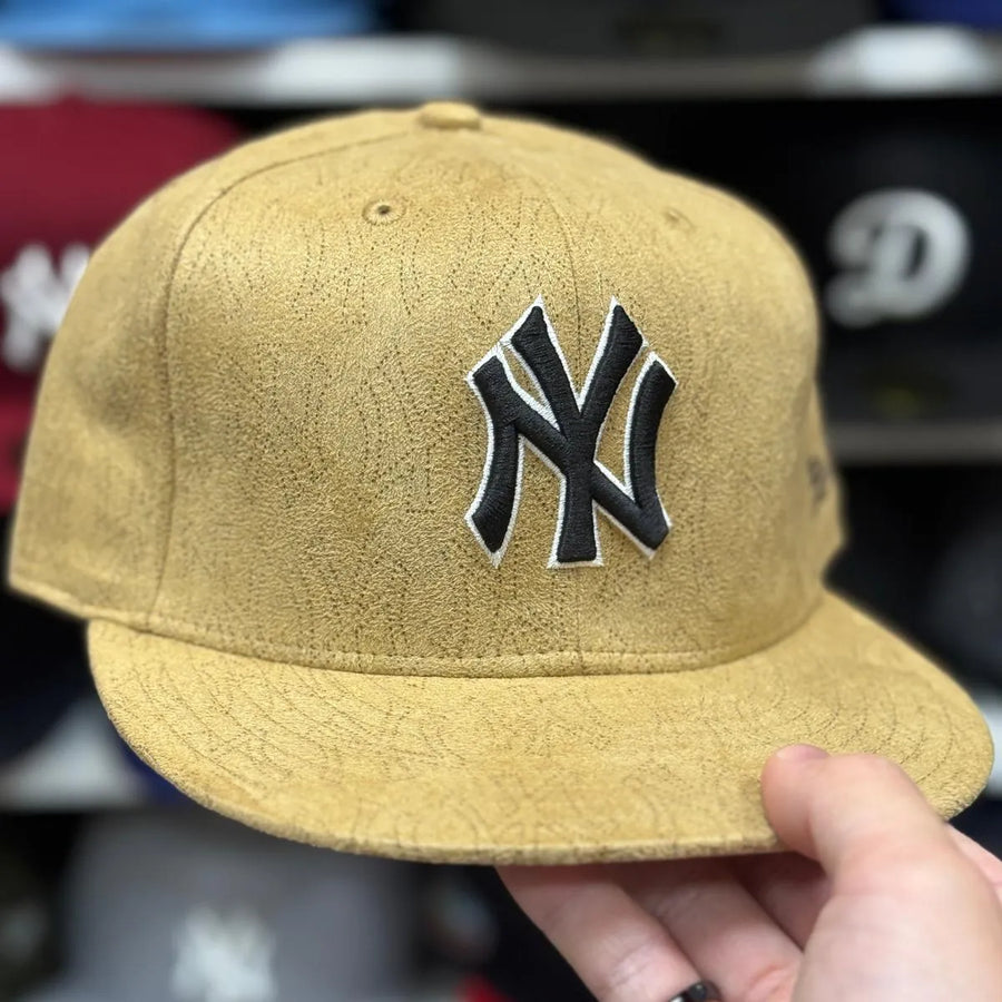 New Era New York Yankees Dessert Tan 59FIFTY Fitted Hat - Product Image