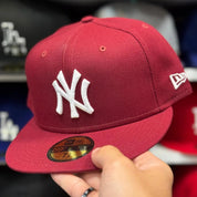 New Era New York Yankees Maroon/White 59FIFTY Fitted Hat - Product Image