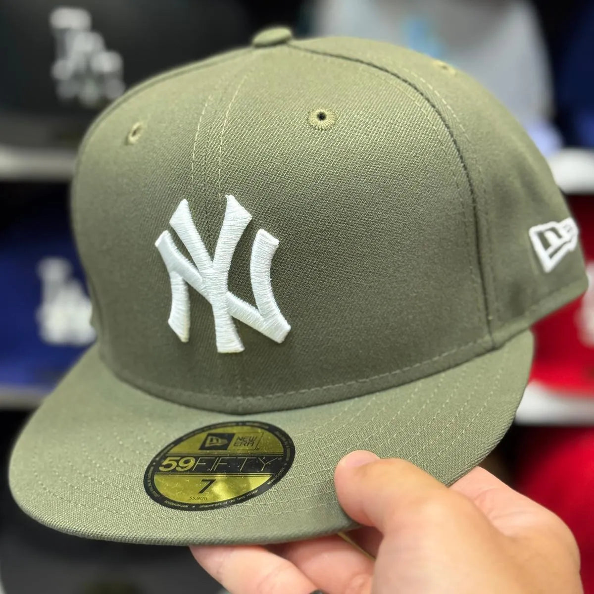 New Era New York Yankees Olive/White 59FIFTY Fitted Hat - Product Image