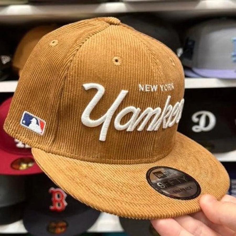 New Era New York Yankees 'Script Logo Corduroy' Beige 9FIFTY Snapback - Product Image