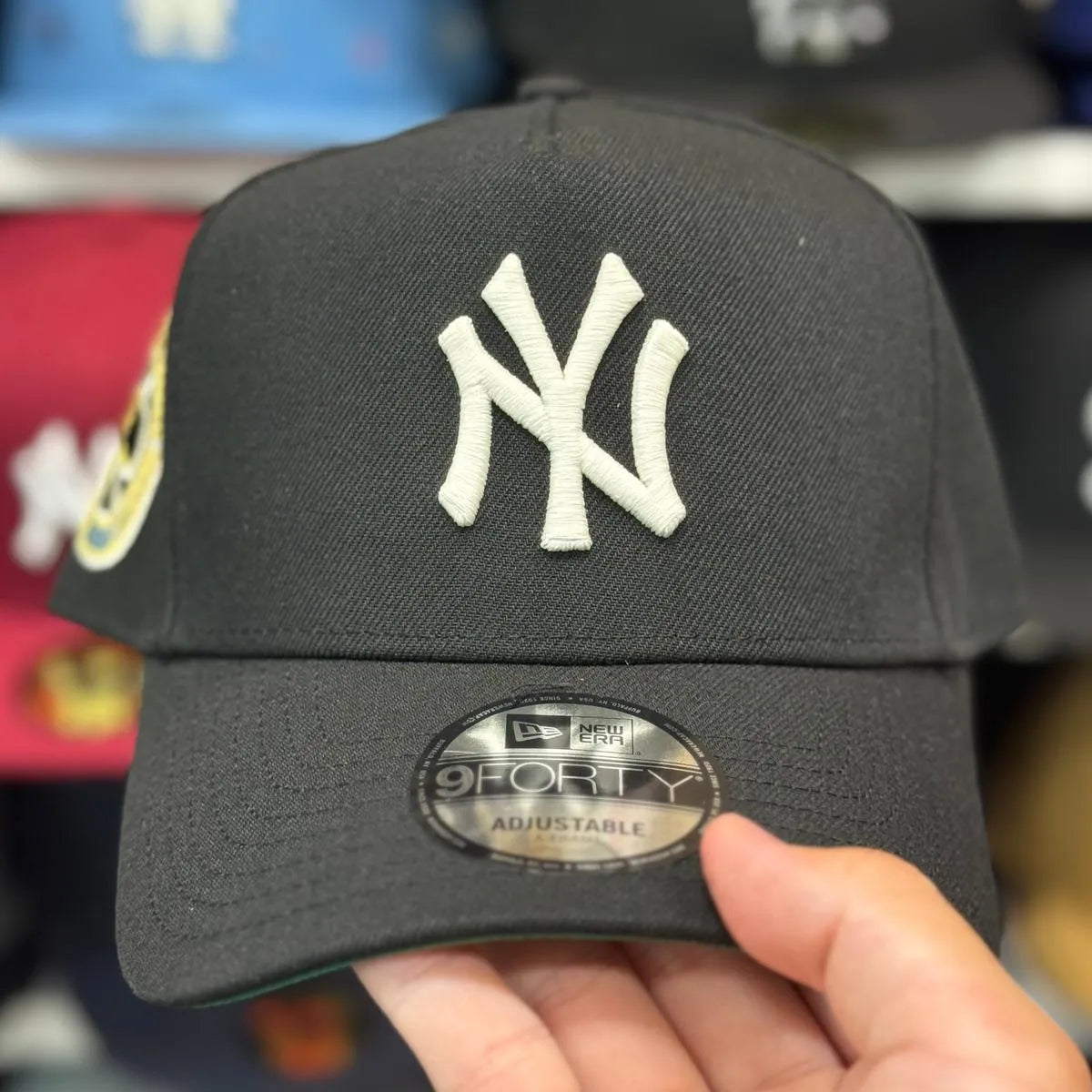 New Era New York Yankees 'World Series' A-Frame Black Gold 9FORTY Snapback | Green Under Brim - Product Image