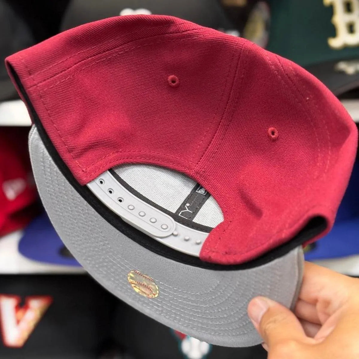New Era Oakland Athletics Maroon/Silver 9FIFTY Snapback - Product Image