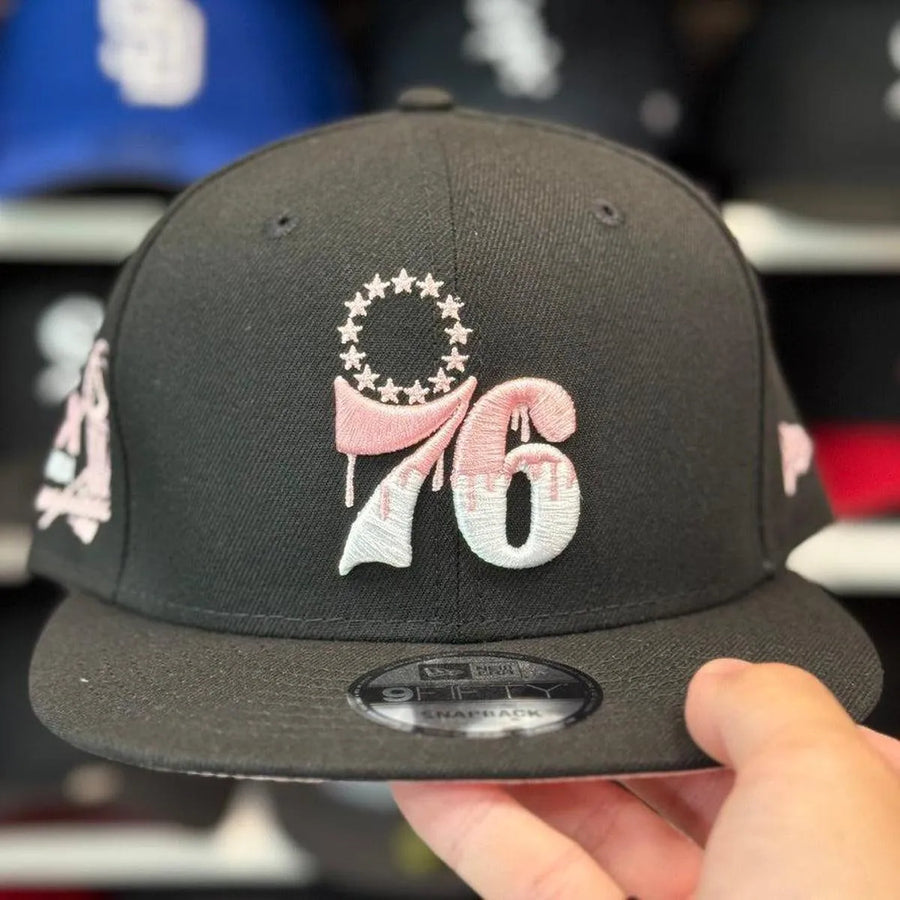 New Era Philadelphia 76ers '3x NBA Champions' Black/Pink 9FIFTY Snapback - Product Image