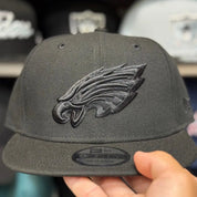 New Era Philadelphia Eagles Black/Black 9FIFTY Snapback - Product Image