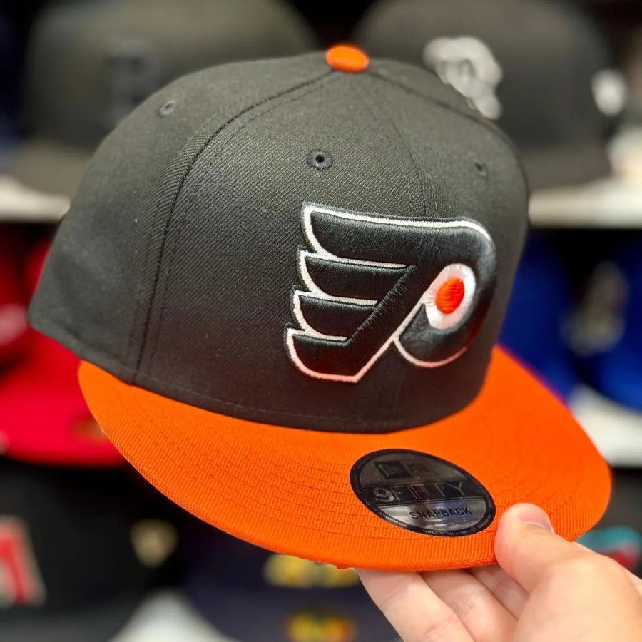 New Era Philadelphia Flyers Black/Orange 9FIFTY Snapback - Product Image