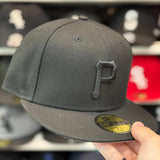 New Era Pittsburgh Pirates All Black 59FIFTY Fitted Hat