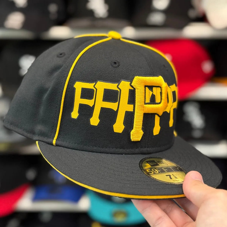 New Era Pittsburgh Pirates 'Echo Logo' Black 59FIFTY Fitted Hat - Product Image