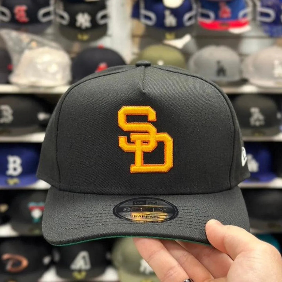 New Era San Diego Padres A-Frame Black 9FIFTY Snapback - Product Image