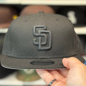 New Era San Diego Padres All Black 9FIFTY Snapback - Product Image