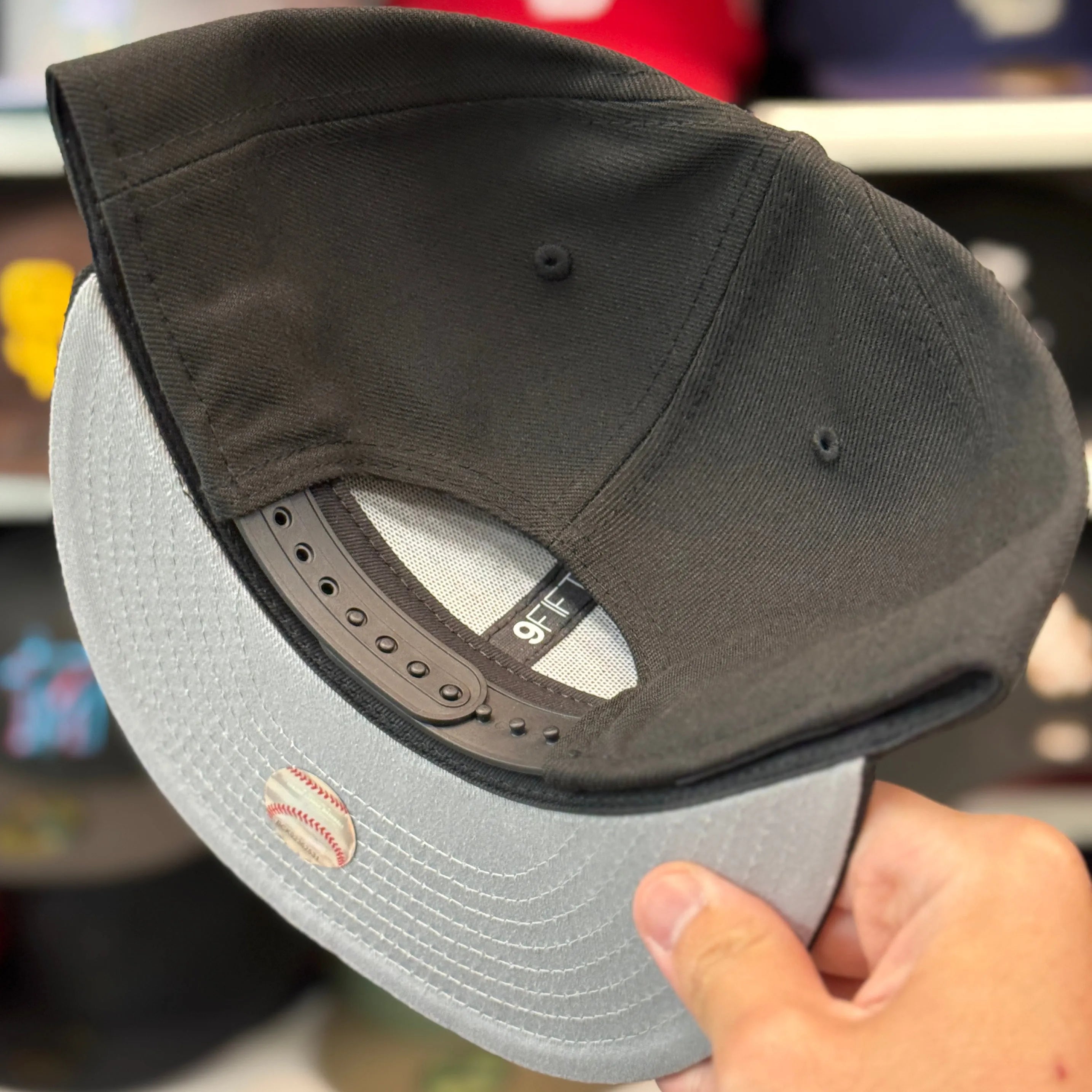 New Era San Diego Padres All Black 9FIFTY Snapback - Product Image