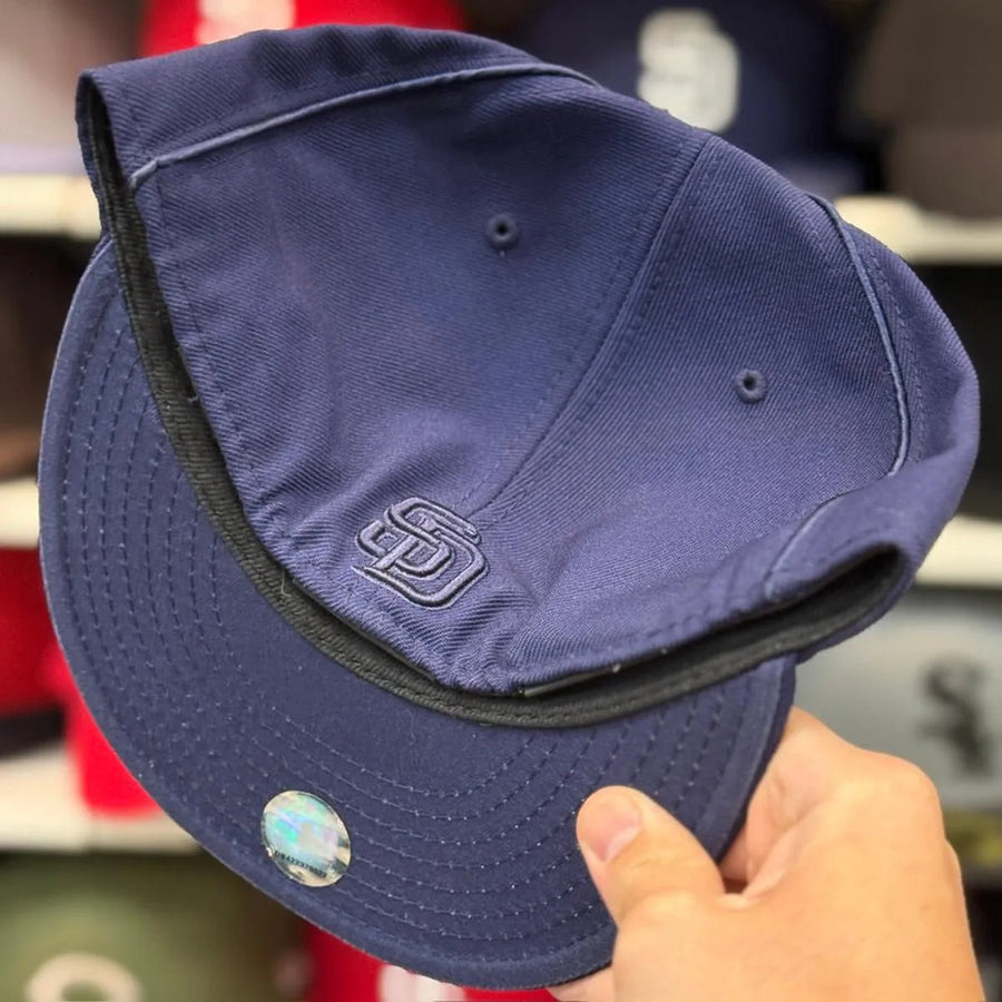 New Era San Diego Padres 'Big Logo' Navy 59FIFTY Fitted Hat - Product Image