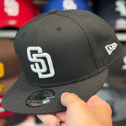 New Era San Diego Padres Black 9FIFTY Snapback - Product Image