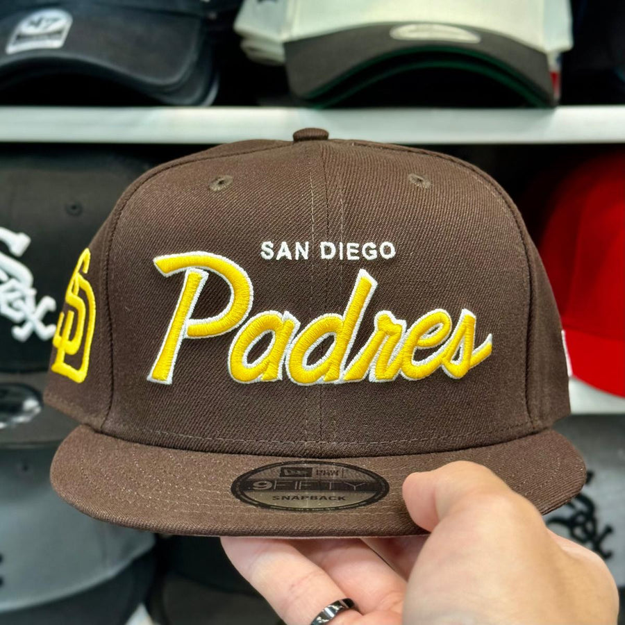 New Era San Diego Padres 'Script Logo' Brown/Yellow 9FIFTY Snapback - Product Image