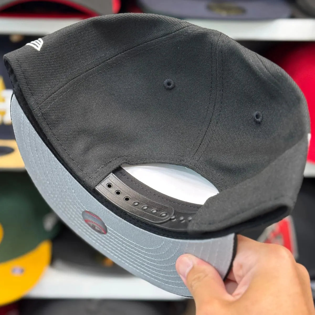 New Era San Francisco Giants '2010 World Series' Black 9FIFTY Snapback - Product Image