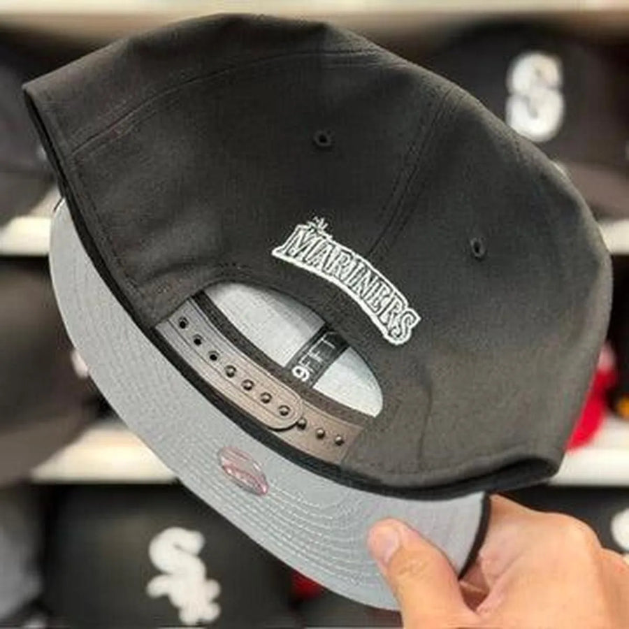 New Era Seattle Mariners Black 9FIFTY Snapback - Product Image