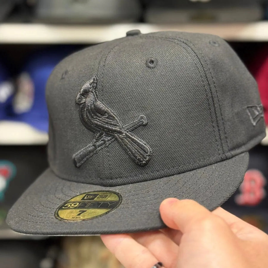 New Era St. Louis Cardinals Black 59FIFTY Fitted Hat - Product Image
