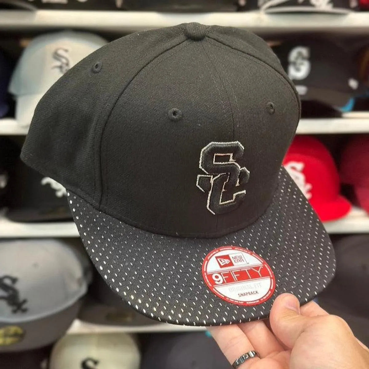New Era USC Trojans NCAA Black Vintage 9FIFTY Snapback - Product Image