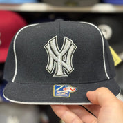 New York Yankees Black American Needle Fitted Hat - Product Image