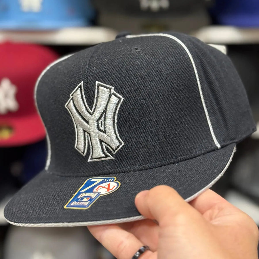New York Yankees Black American Needle Fitted Hat - Product Image