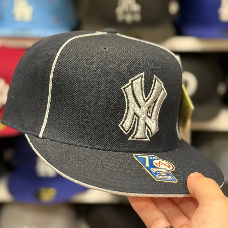 New York Yankees Black American Needle Fitted Hat - Product Image