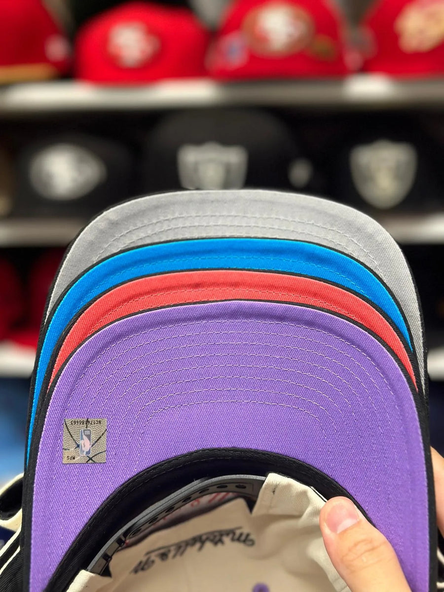 Oakland Athletics Creme/Black A-Frame Mitchell & Ness Snapback - Product Image