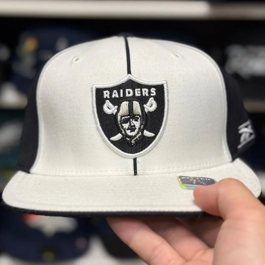Oakland Raiders 'Center Pipe' White/Black Reebok Fitted Hat - Product Image