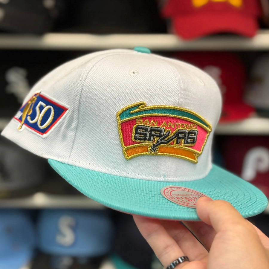 San Antonio Spurs 'NBA 50th' White/Turquoise Mitchell & Ness Snapback - Product Image