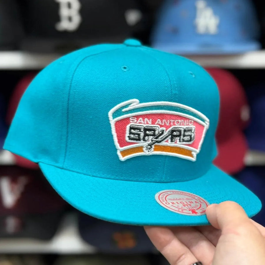 San Antonio Spurs Turquoise Mitchell & Ness Snapback - Product Image