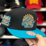 Toronto Raptors '20th Season' Black/Turquoise Mitchell & Ness Snapback